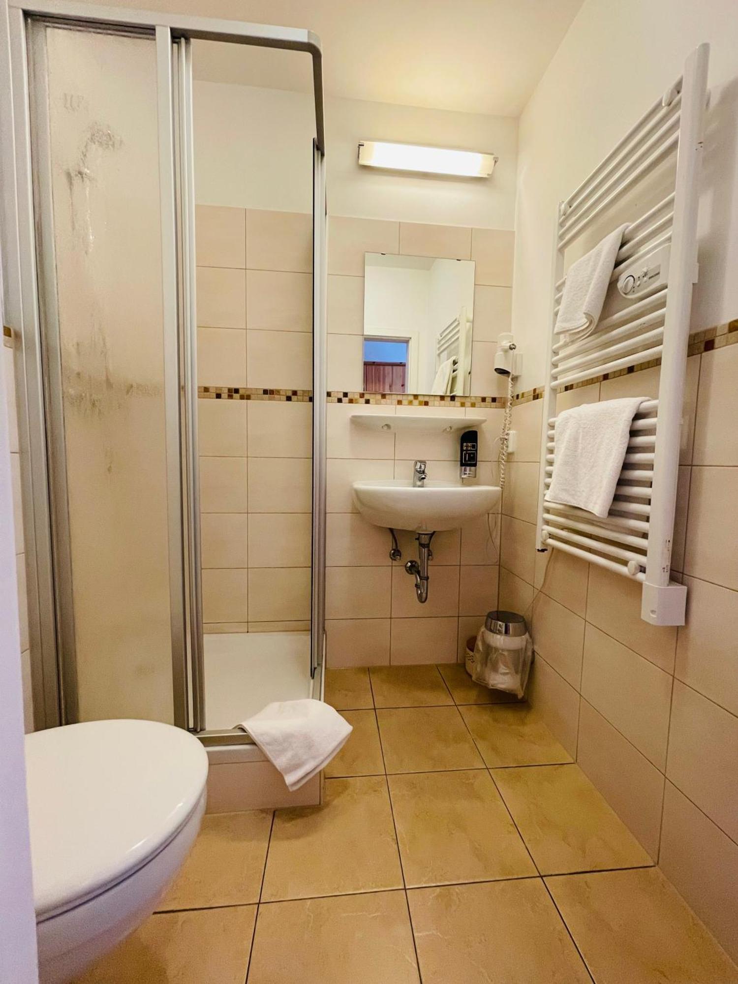 Hotel Gaststaette Brauhaus Zwickau Gmbh Zewnętrze zdjęcie